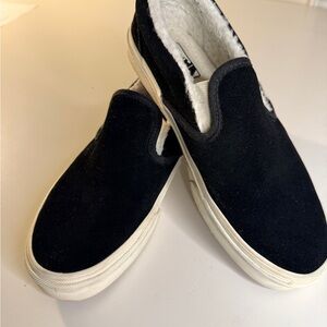 Vans Classic Slip On Cozy Hug Black Suede Shoes Sherpa Lined Size M7.5/W9